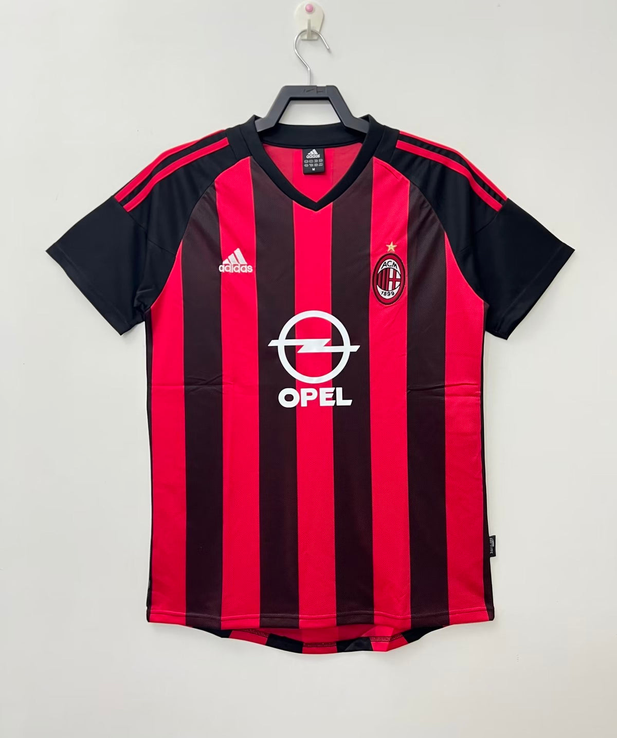 Camiseta de fútbol retro del Milan