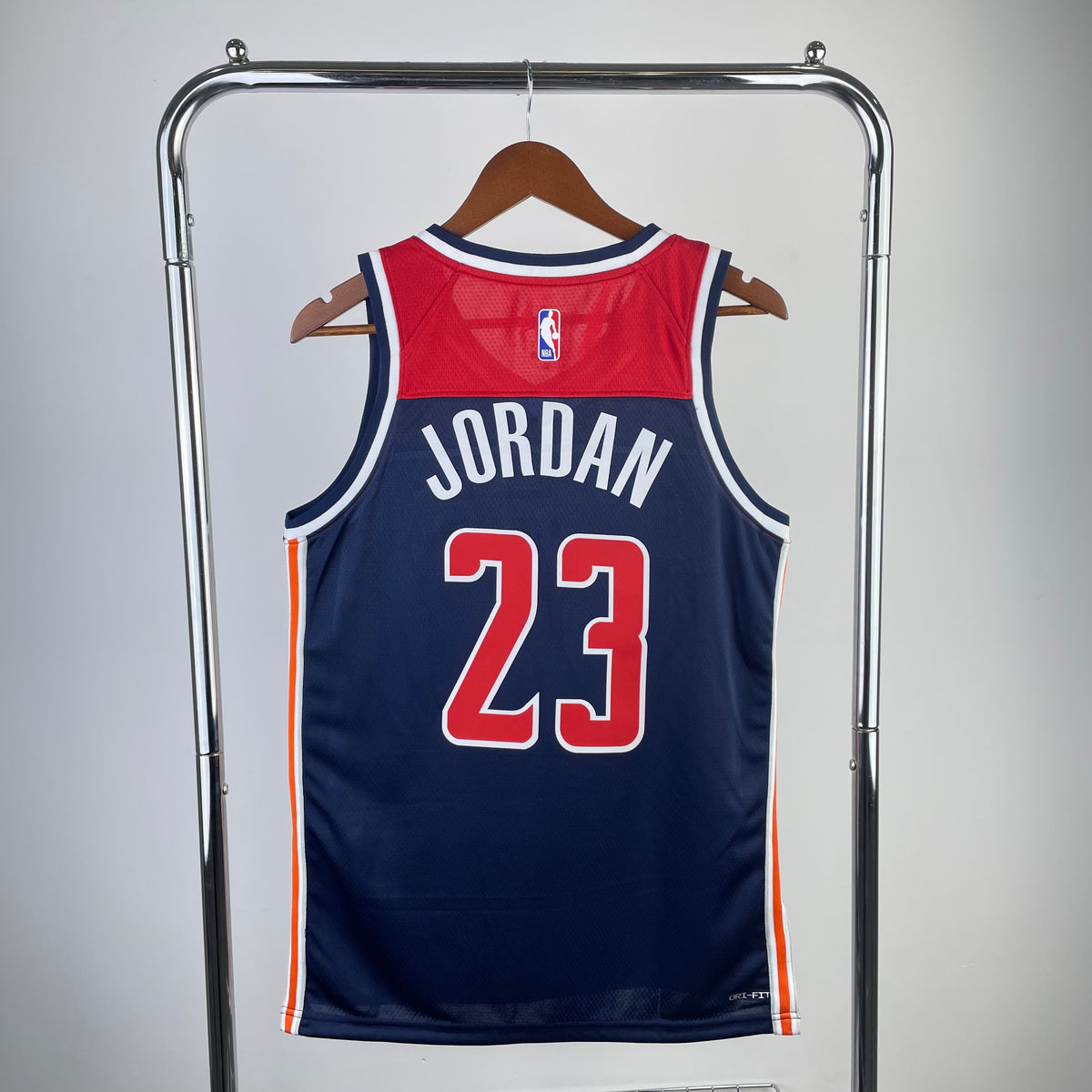 Blue and red Wizards jersey