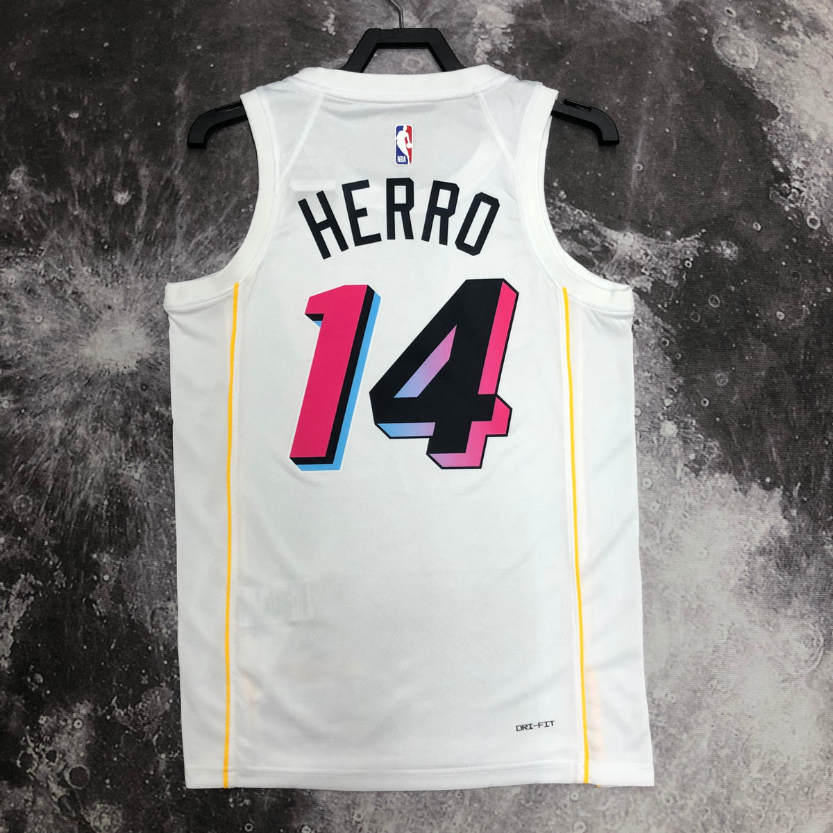 Camiseta blanca especial de Miami