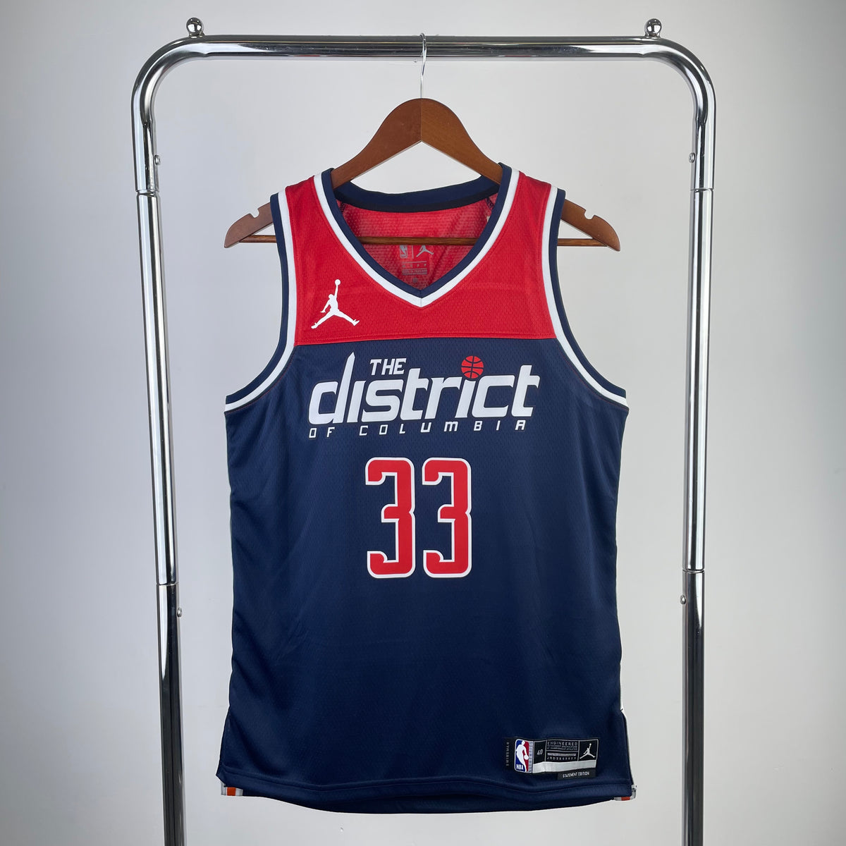 Blue and red Wizards jersey