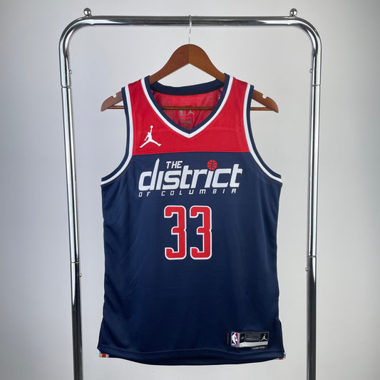 Blue and red Wizards jersey