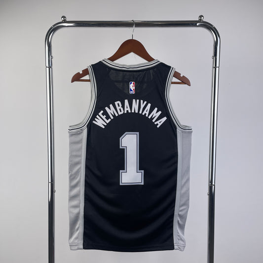 Black Spurs tank top