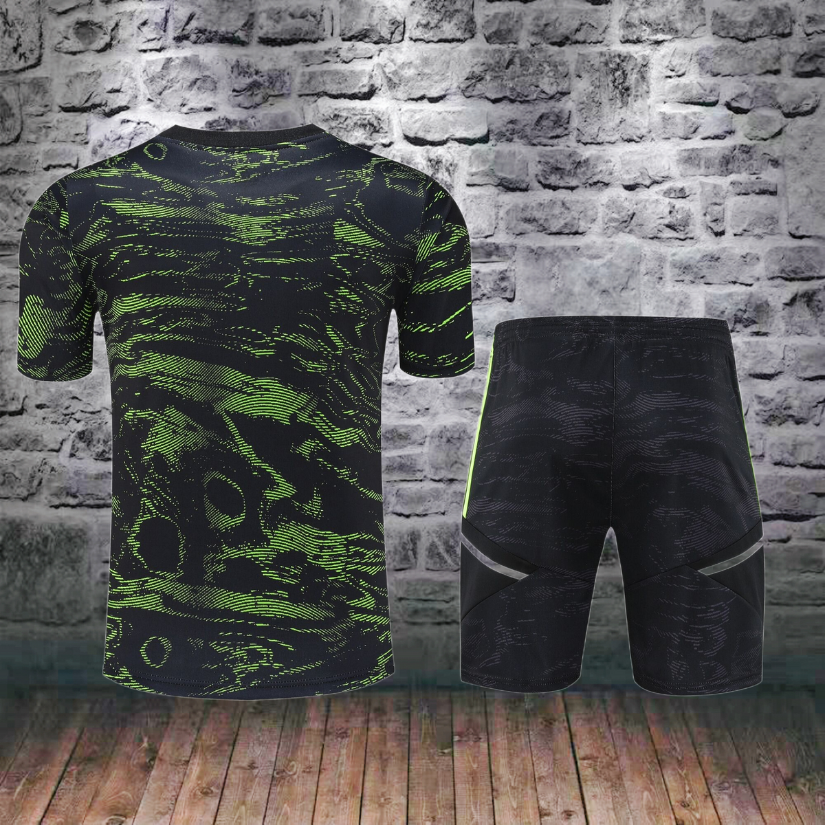 United Green Training Suit 23/24